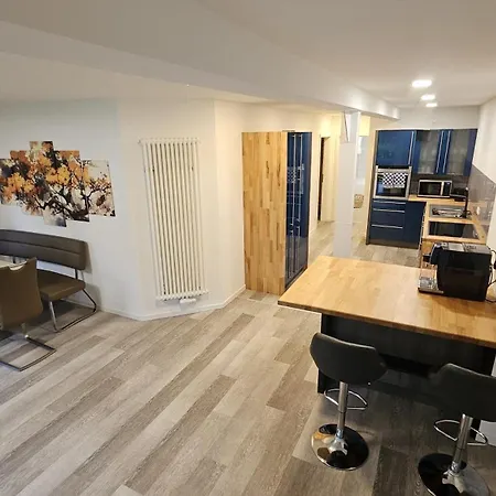 Am Stadtpark 2 Terrassen, 2br, 84m2 Apartment *