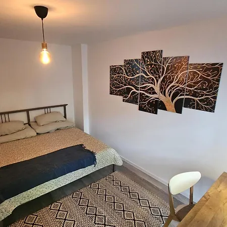 Apartment Am Stadtpark 2 Terrassen, 2br, 84m2