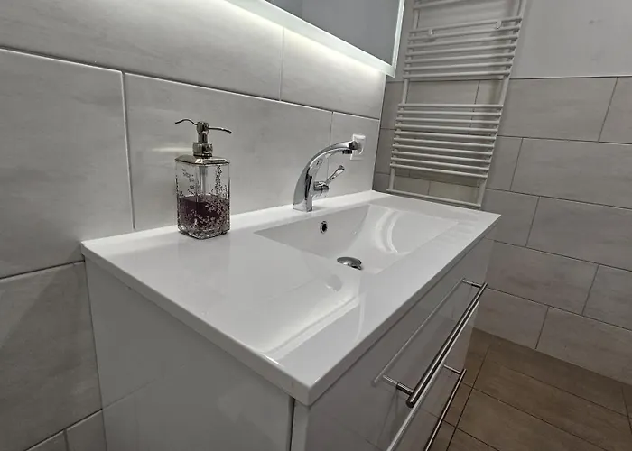 Am Stadtpark 2 Terrassen, 2br, 84m2 * Ilmenau